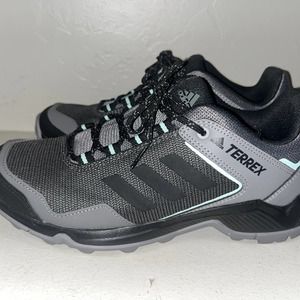Adidas Terrex Eastrail Outdoor Hiking Trail Shoes Black Grey Woman’s size 8.5